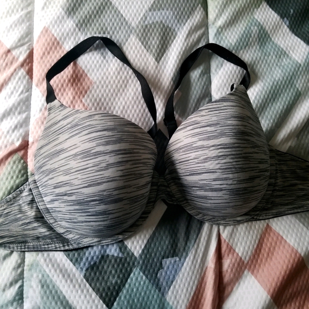 Women's PINK bra